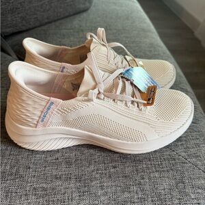 Skechers Women's Cream Sneakers